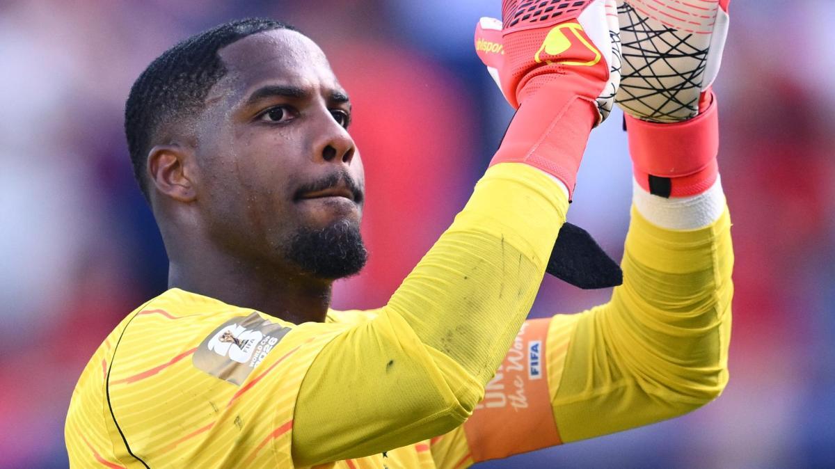 Maignan e Fofana cancellano i riferimenti al Milan sui social. La Juve torna sul portiere?