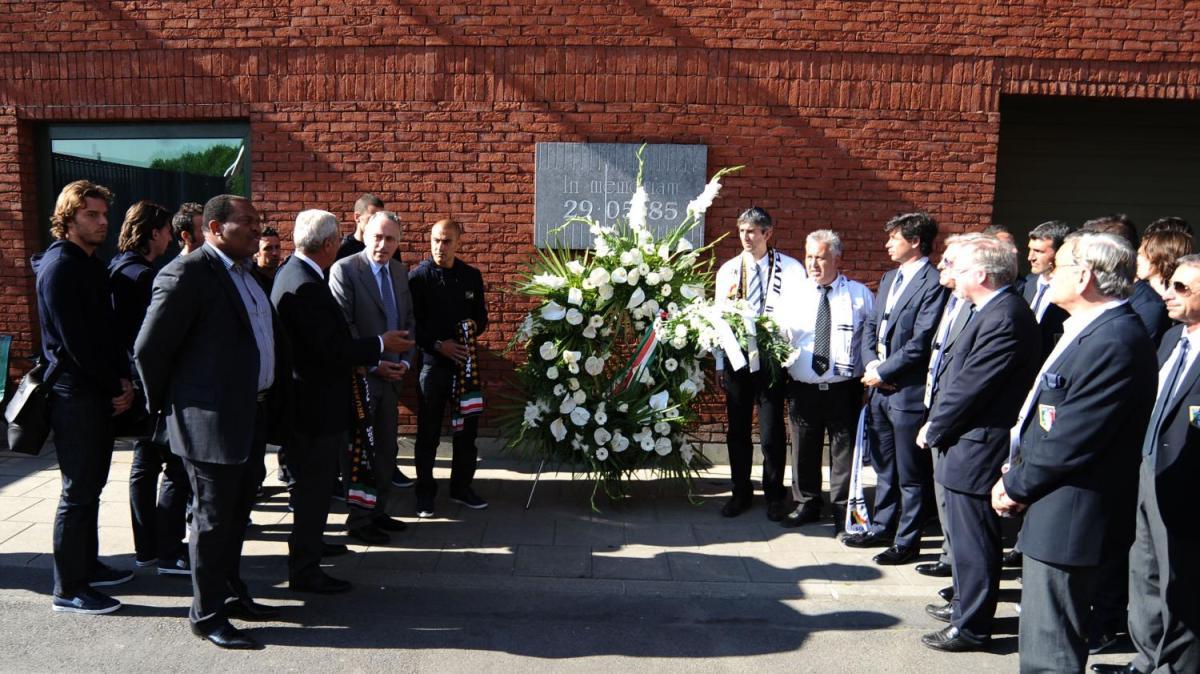 Il dolore per l'Heysel sensibilizza anche il Torino: l'omaggio social dei granata | FOTO