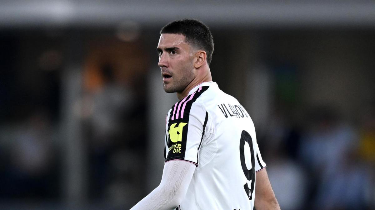 Vlahovic nel mirino di due top europee: la Juve vigilia 