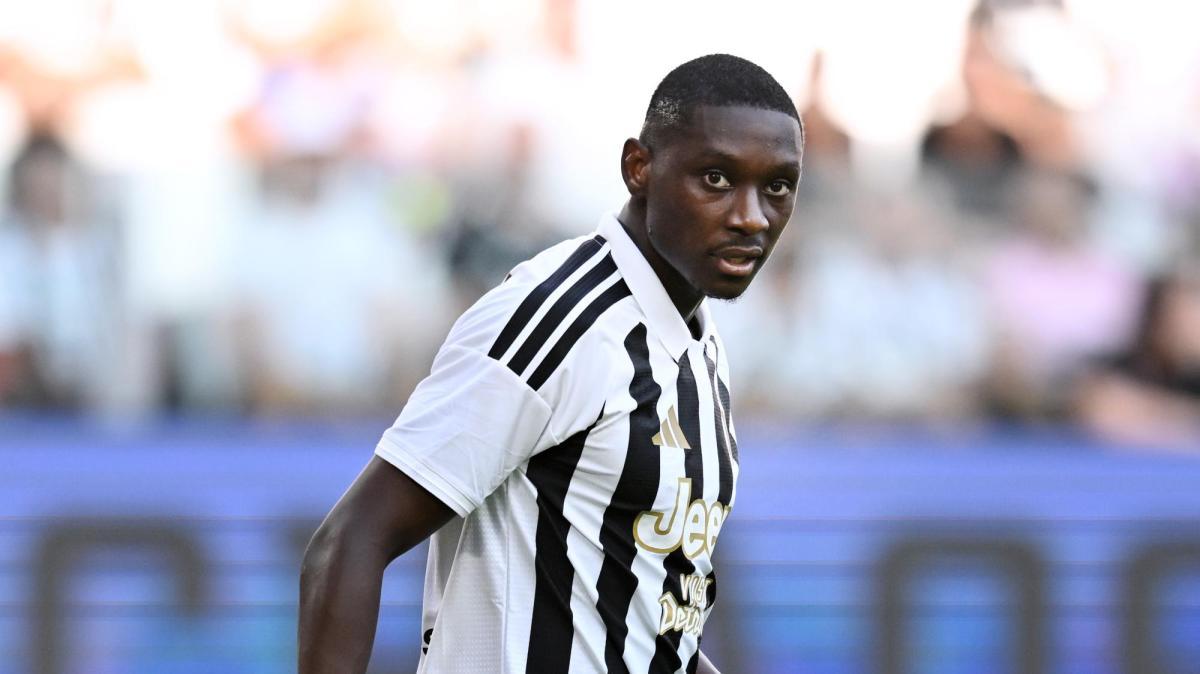 Kolo Muani pronto al secondo debutto. A Frosinone toccherà subito a lui