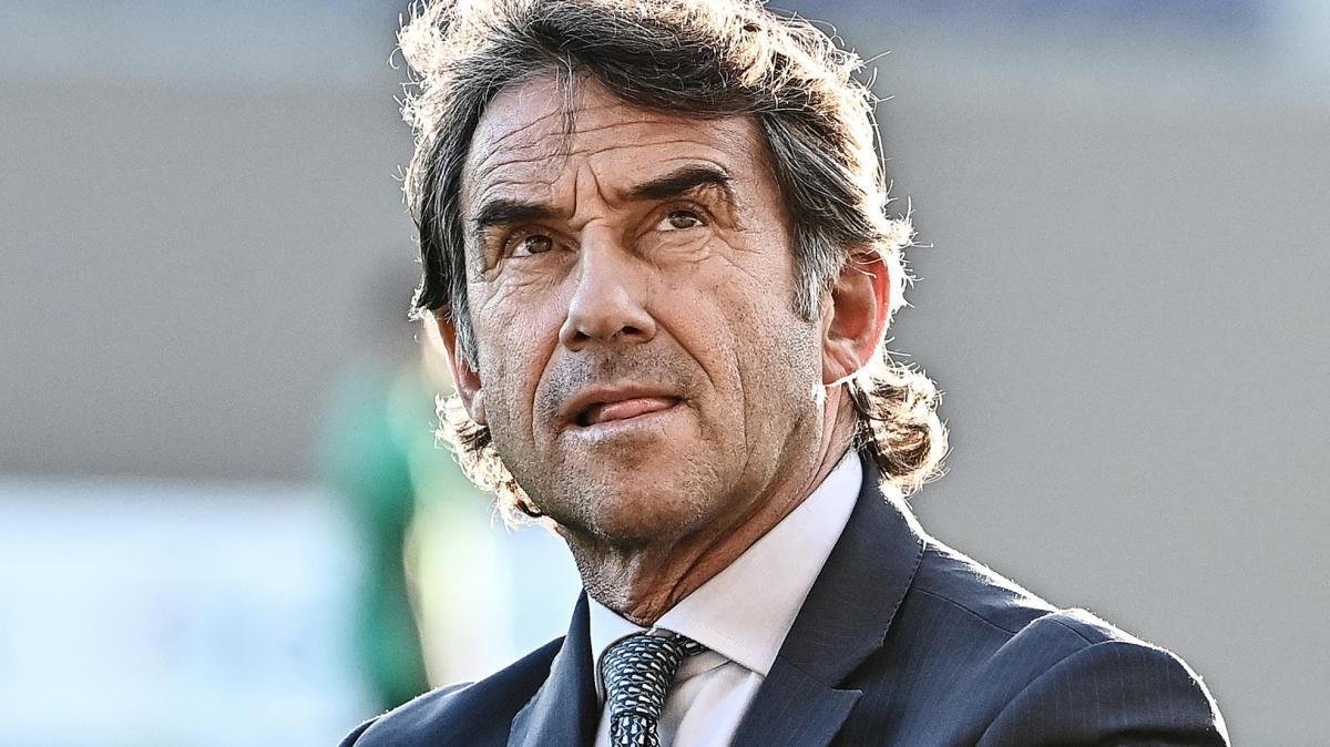 Burgess resta al suo posto: è uno dei pochi 'sopravvissuti' dell'era Comolli