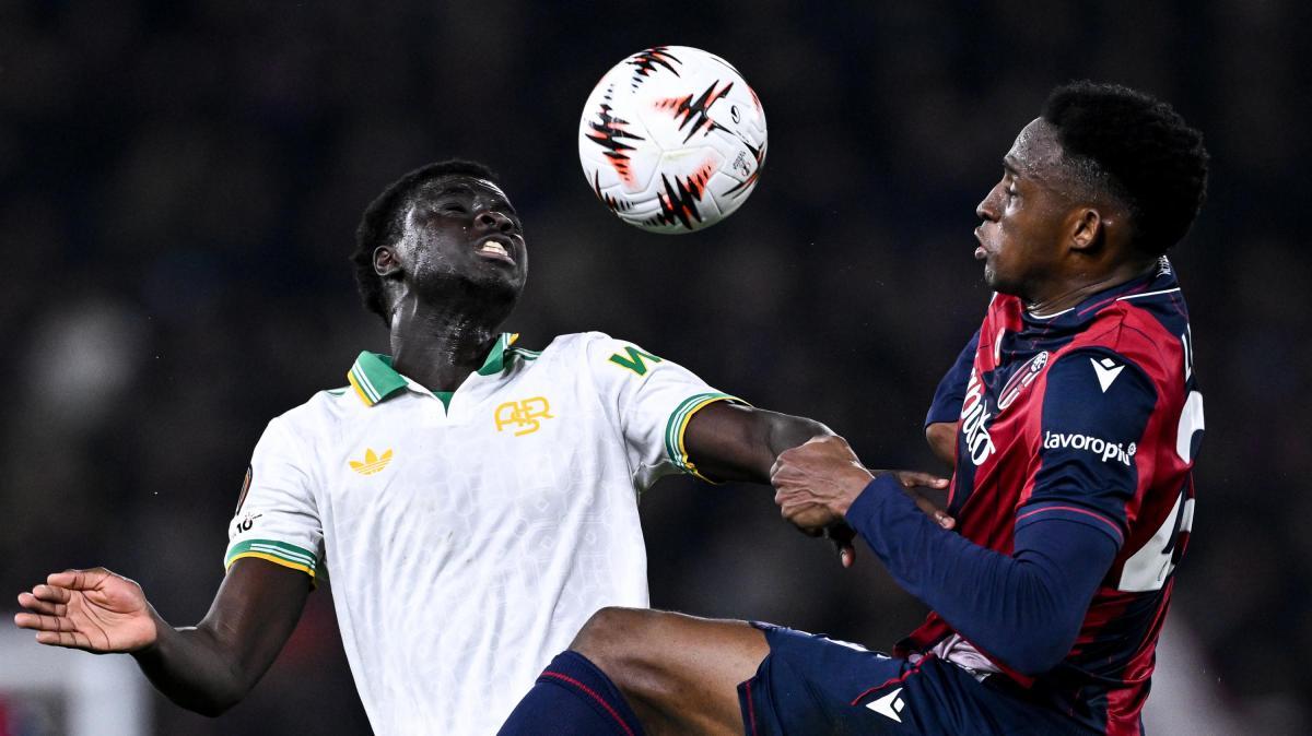 TMW: Lucumì apre alla Juve, ma il Bologna non vuole inserire Miretti