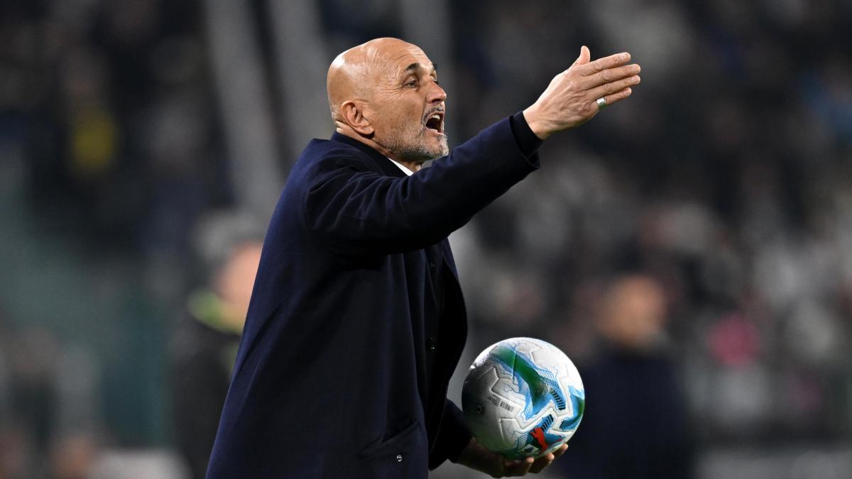 In attesa di cambiamenti, tattici e sul mercato, la squadra è questa!