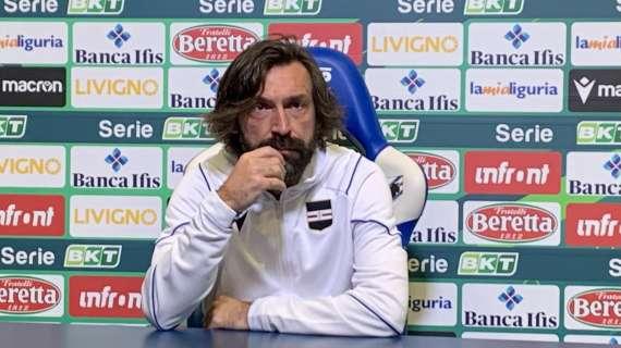 Pirlo: "Sono contento per la Juve. La giacca? Io ho freddo"