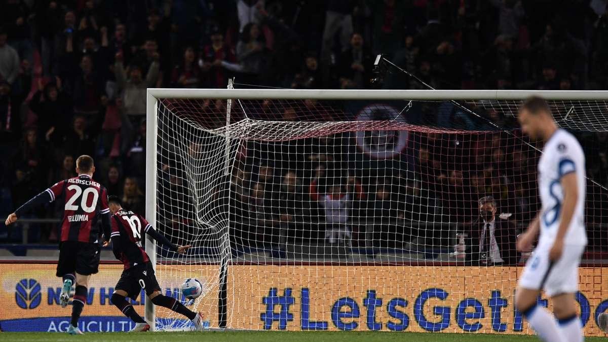 Sansone: "Dispiace partire spesso dalla panchina. Soriano? Spero faccia gol a Roma"