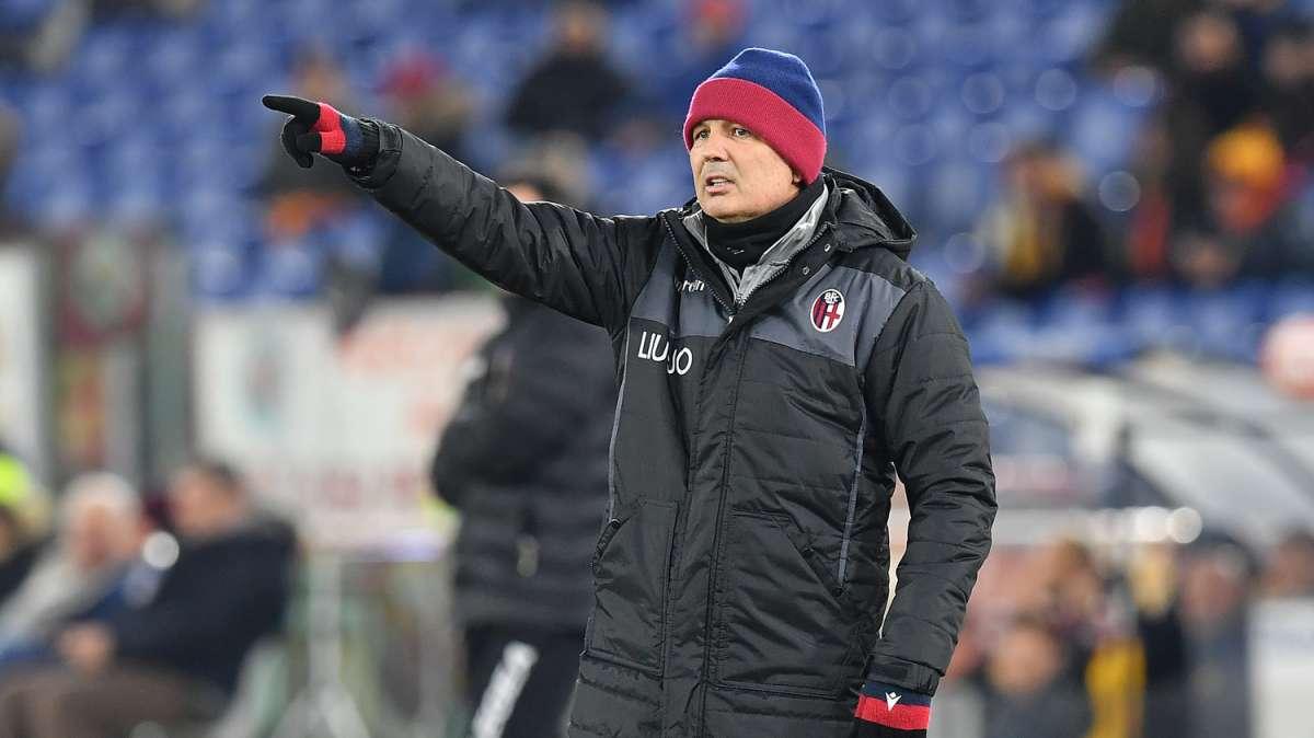 Tutti a lezione da Mihajlovic: "Punizioni? Vi svelo il mio segreto"