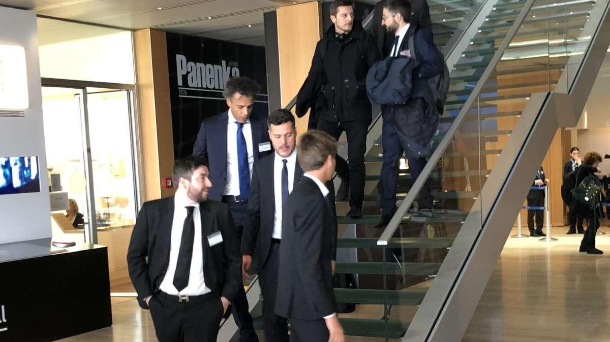 Il Bologna vicino a Sidney van Hooijdonk: superata la concorrenza dell'Udinese