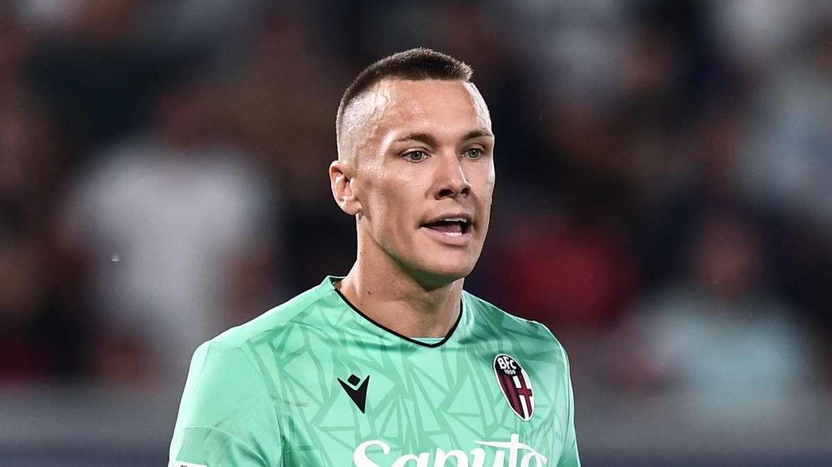 Distorsione alla caviglia per Skorupski: il polacco salta la Nazionale