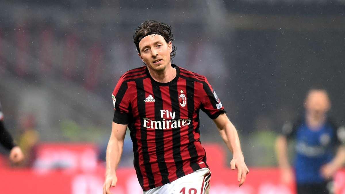 Torna di moda Montolivo: il club rossoblù lo valuta per luglio