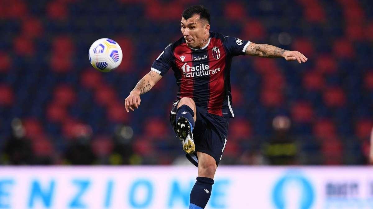 Il post di Gary Medel dopo l'infortunio al Ciro Vigorito