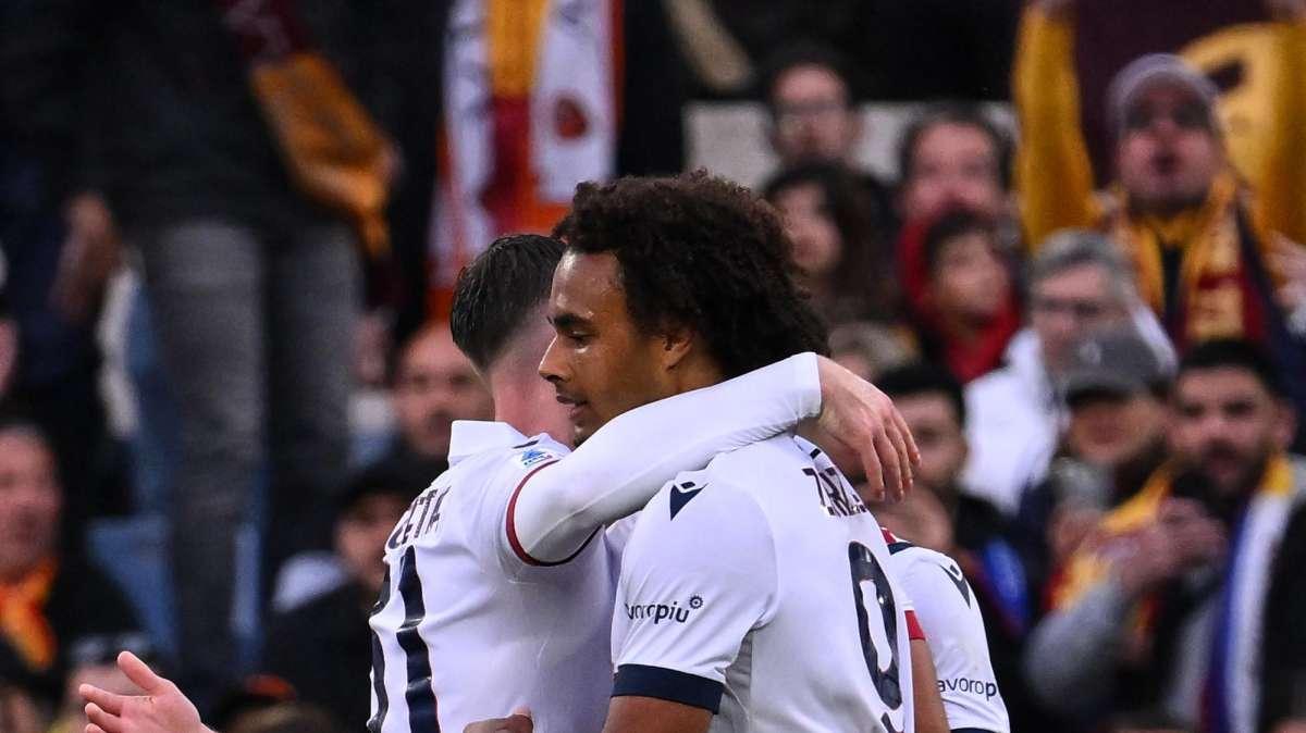 Ecco la nuova maglia Away del Bologna: bianca con strisce rossoblù orizzontali