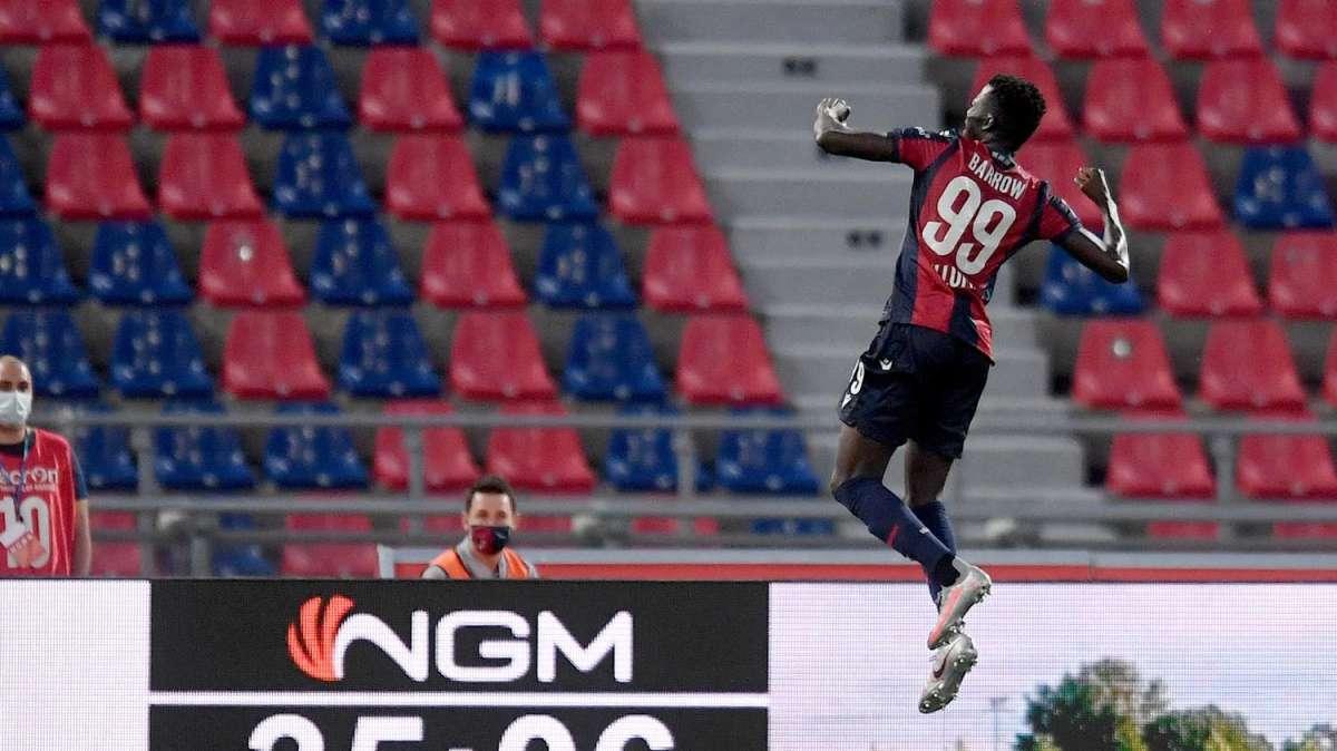 Le pagelle di Bologna-Lecce: Barrow ancora decisivo, Krejci rivedibile