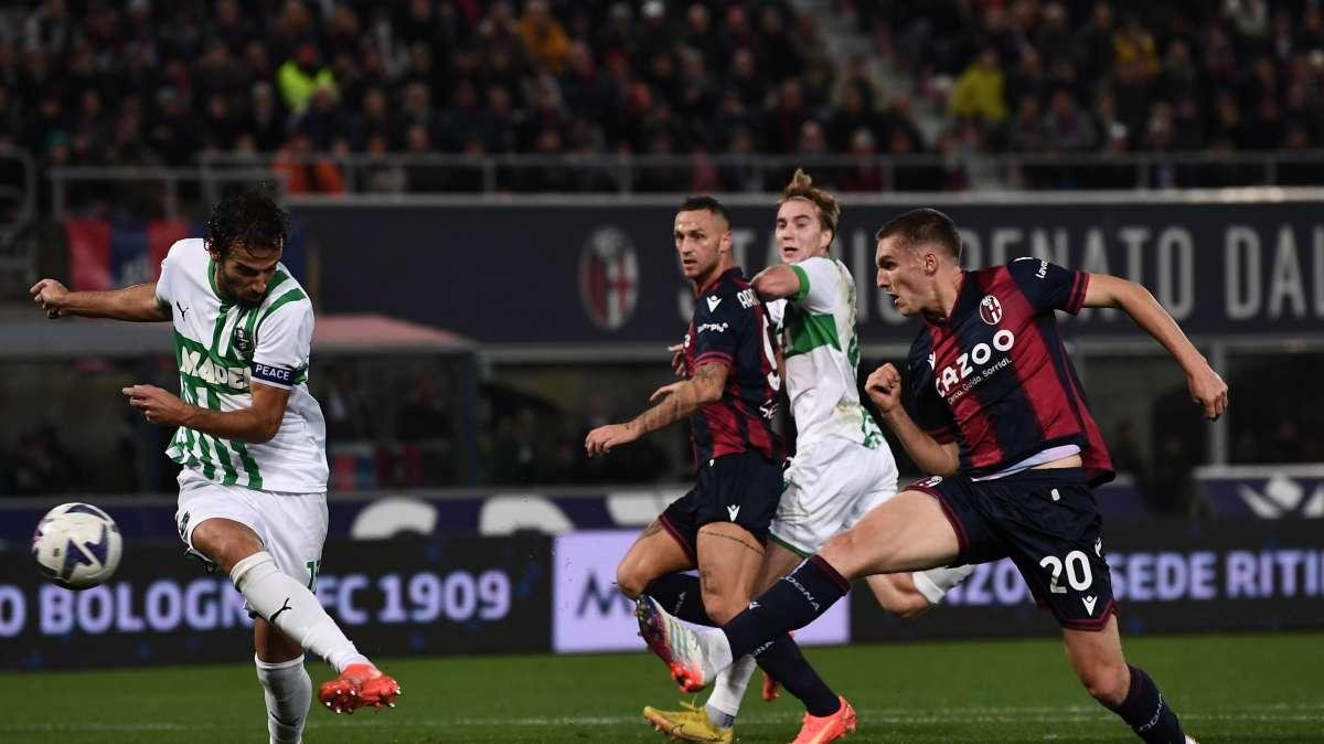 Le pagelle di Bologna-Sassuolo: prima gioia per Aebischer, Arnautovic e Ferguson imprescindibili