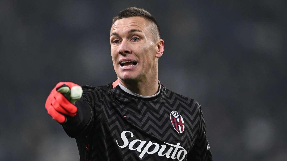 I convocati per Como-Bologna: ancora fuori Skorupski, Bernanredesci altro assente
