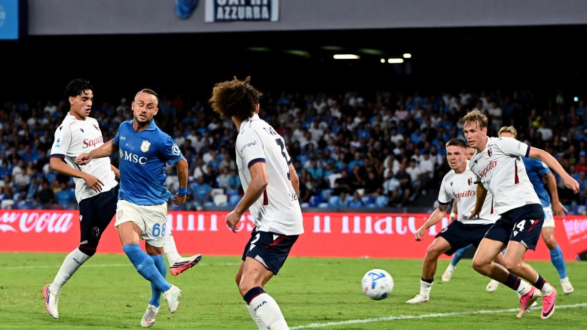 Napoli-Bologna: esordio in rossoblu per Jay Enem