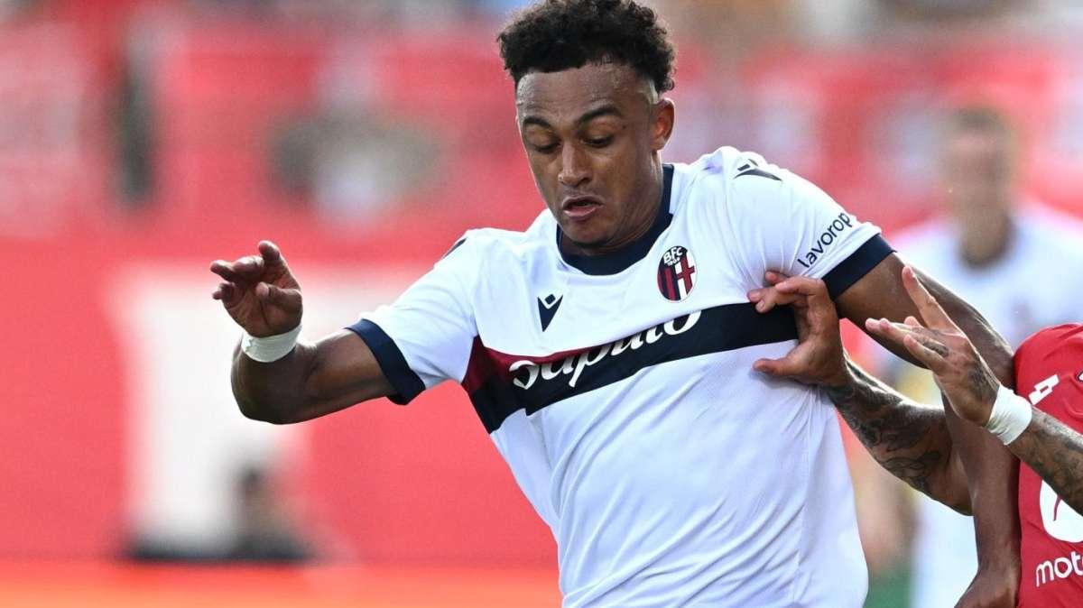 Ematoma alla gamba sinistra per Ndoye: tre settimane di stop