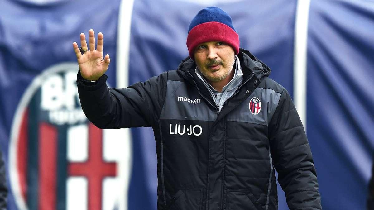 Mihajlovic: "Bisogna lottare tutti insieme: aiutiamo i medici stando a casa"