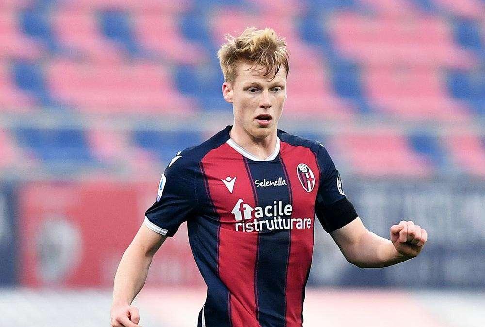 Schouten: "Verona forte ma siamo stati bravi a vincerla. Sto bene a Bologna, buon rapporto con Mihajlovic"