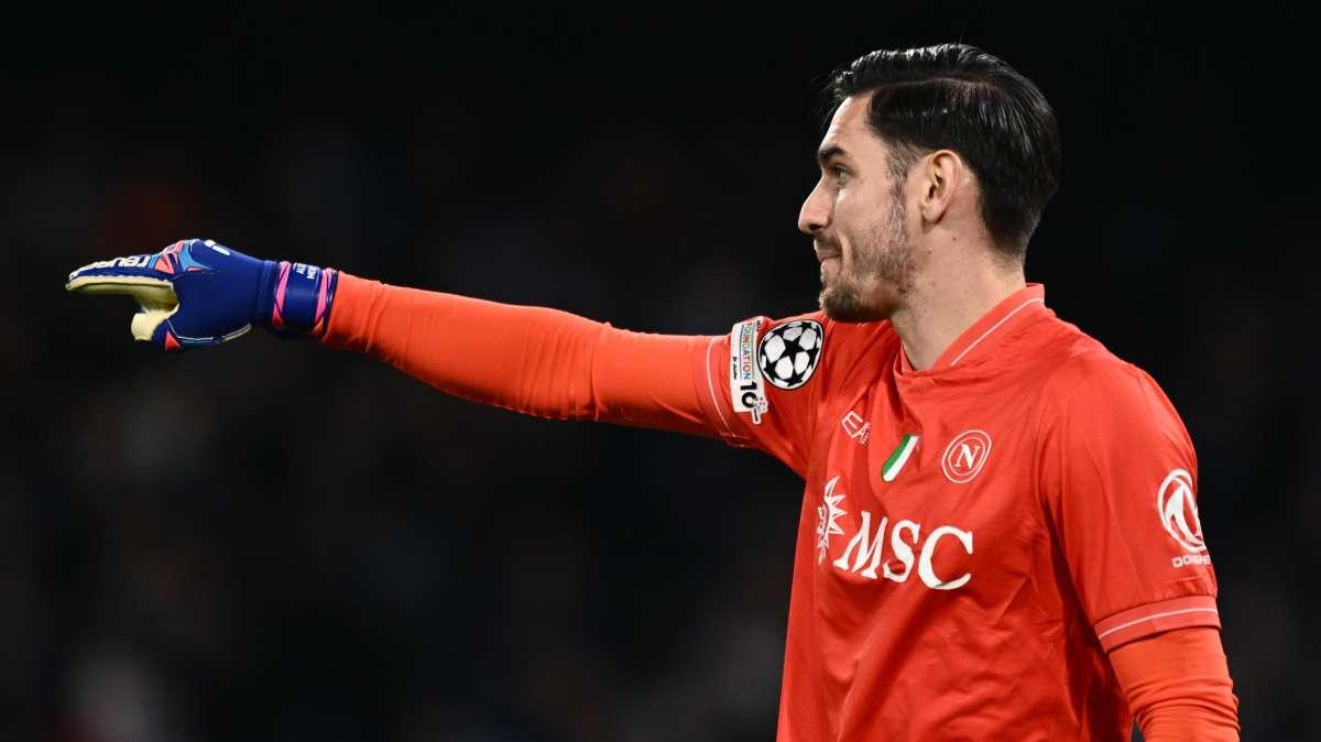 Meret-Napoli, sarà addio! Storia al capolinea