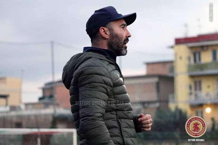 AIC Equipe Campania - Fioccano le richieste per mister De Carlo, ex U19 del San Giorgio 