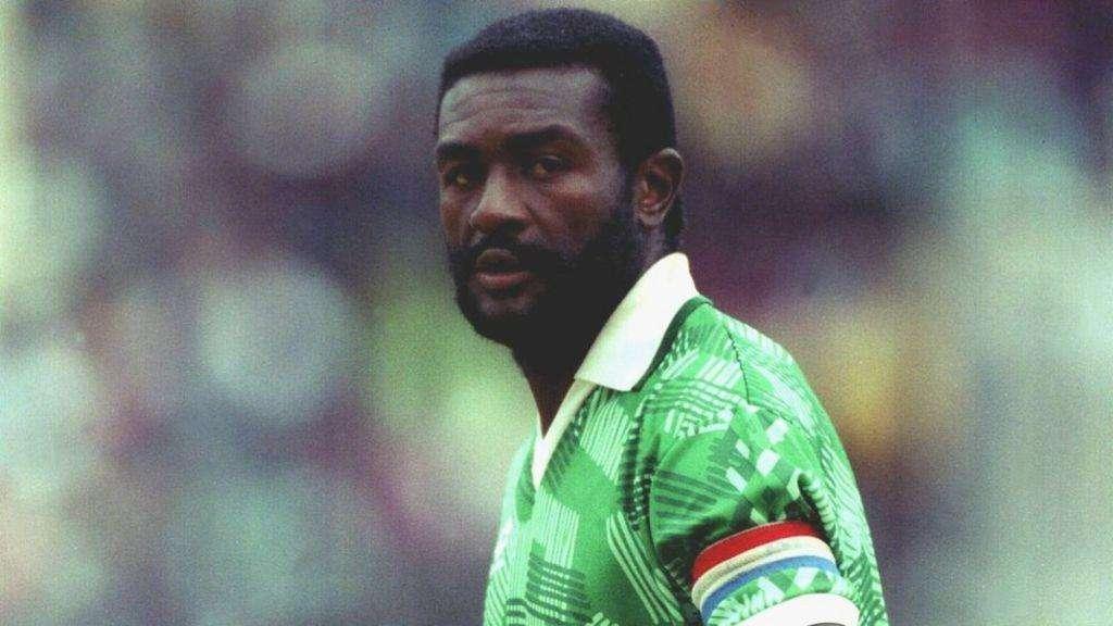 È morto Stephen Tataw. È stato capitano del Camerun che incantò a Italia '90