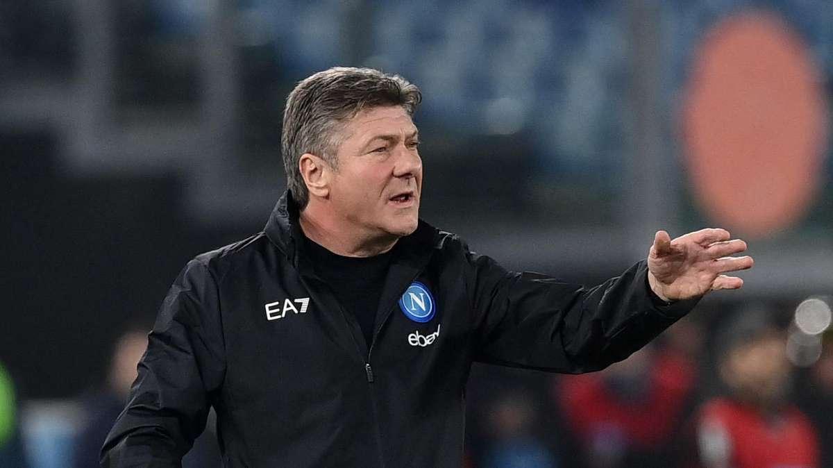Serie A, Napoli-Genoa 1-1: Ngonge salva Mazzarri al 90', ma il Maradona contesta