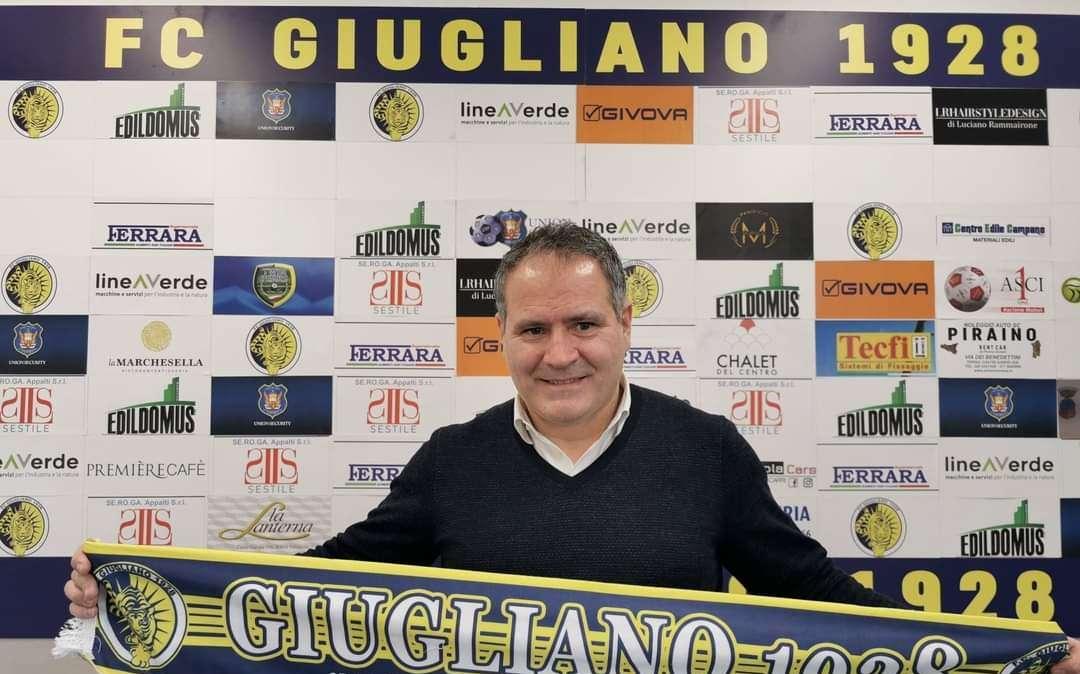 UFFICIALE - Giugliano: il nuovo allenatore è un ex Avellino 