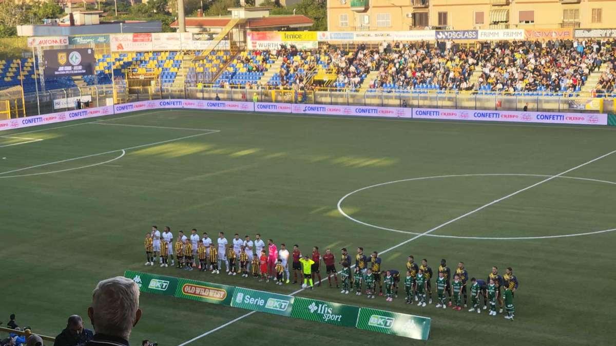 A Castellammare i Lupi, assai deludenti, soccombono senza attenuanti