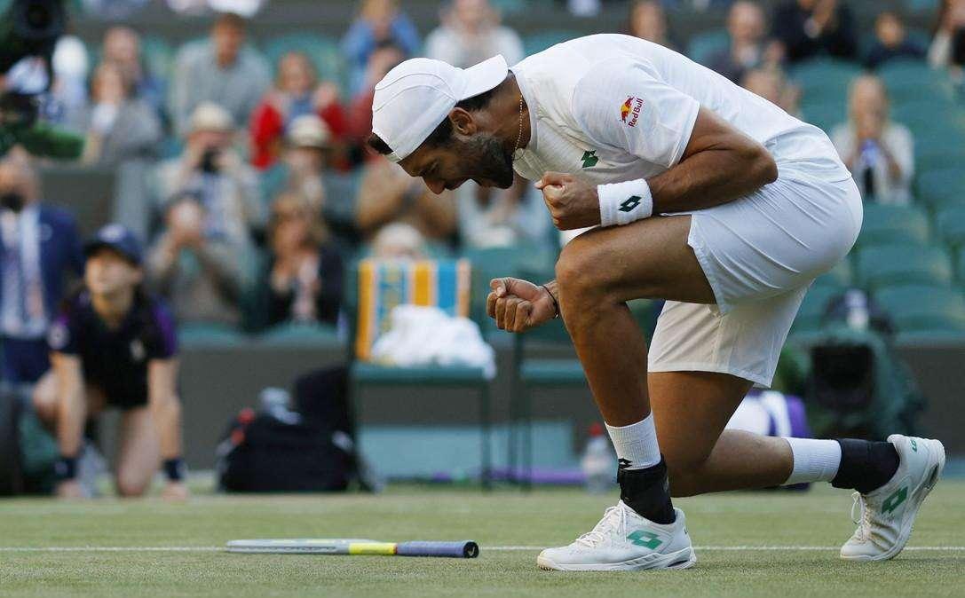 Tennis, Berrettini nella storia: batte Hurkacz e vola in finale a Wimbledon