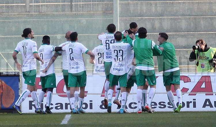 Allo Jacovone un Avellino appena "accettabile" non fatica più di tanto per far sua la vittoria