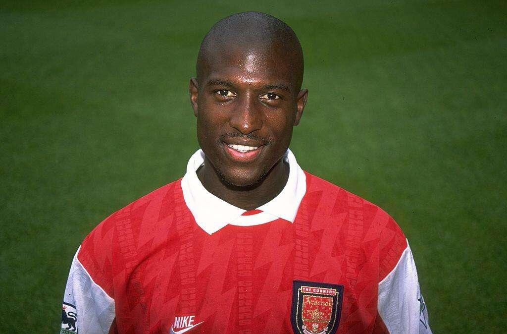 Kevin Campbell morto a 54 anni: era stato campione d'Inghilterra con l'Arsenal