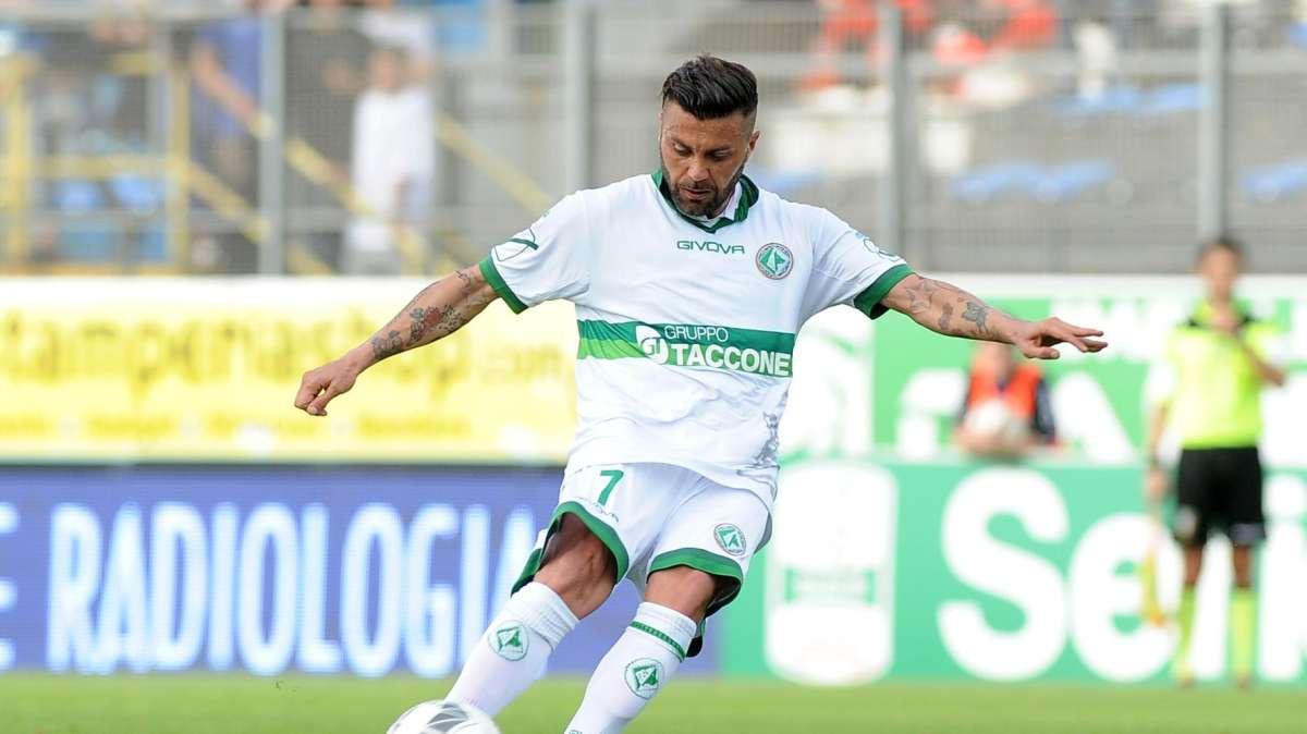Tavano lascia il calcio: sarà il nuovo allenatore del Tuttocuoio