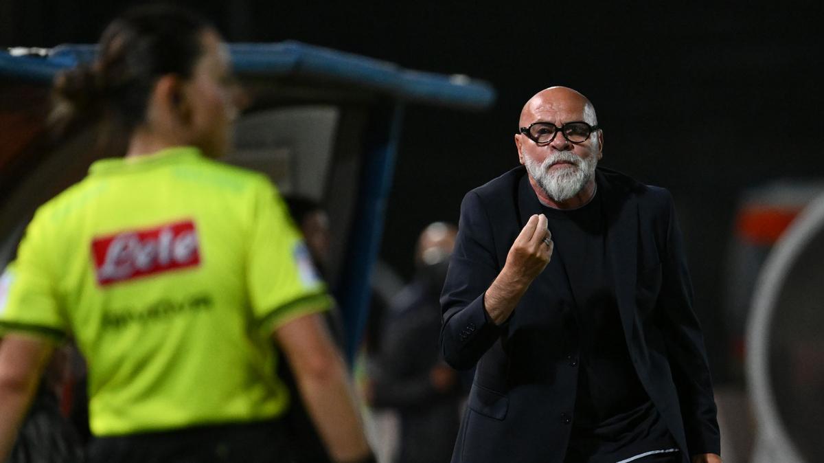SALERNITANA-SCAFATESE, COSMI: “SARÀ UNA PARTITA DIVERSA DA QUELLA DI FERRAGOSTO”