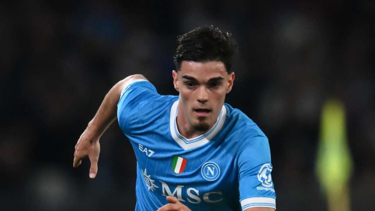 Serie A, Napoli-Lecce 2-1: Conte la rimonta nella ripresa
