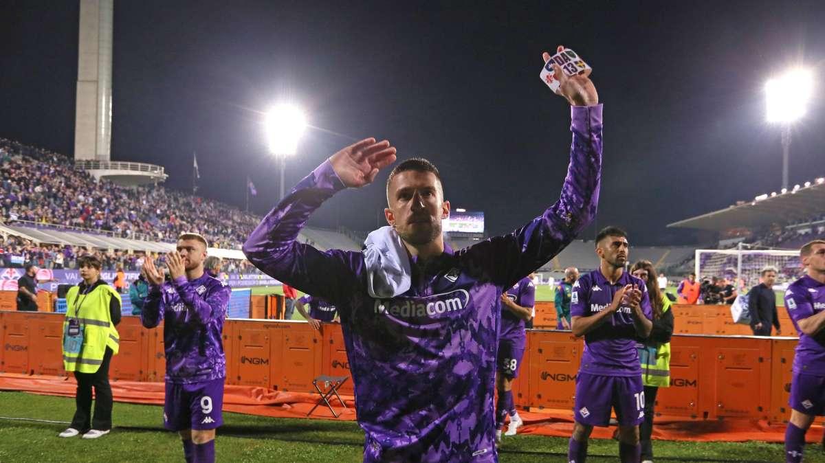 Serie A: Kvaratskhelia tiene il Napoli in gioco per le coppe, al Franchi è 2-2