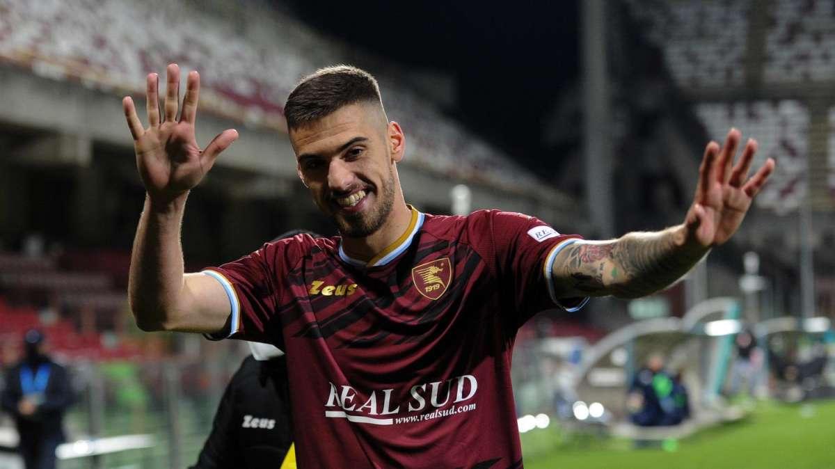 Salernitana, decade il riscatto obbligatorio di Bogdan