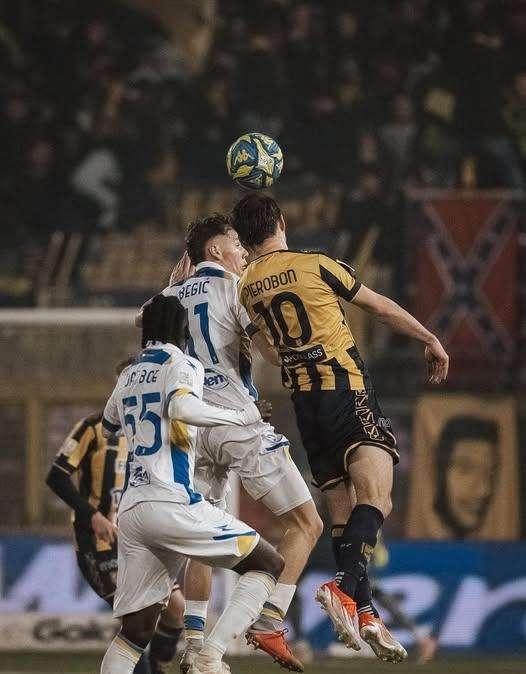 Il Frosinone riprende la Juve Stabia, 1-1 al Menti 