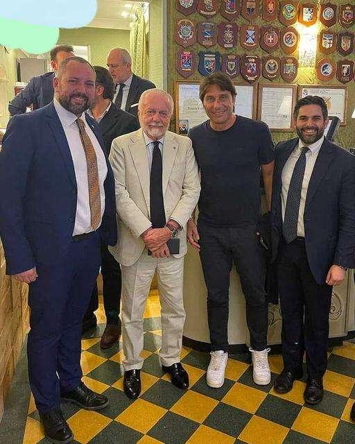 Conte-Napoli, ci siamo: incontro con De Laurentiis e Manna, firma in arrivo