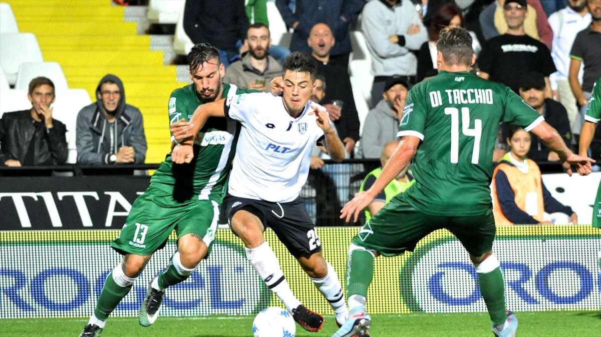 L'ex Avellino Falasco all'Ascoli