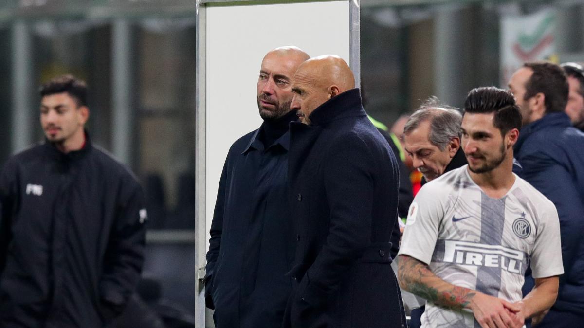 Arezzo-Bucchi: "Dimenticare Genova e pensiamo al Benevento"