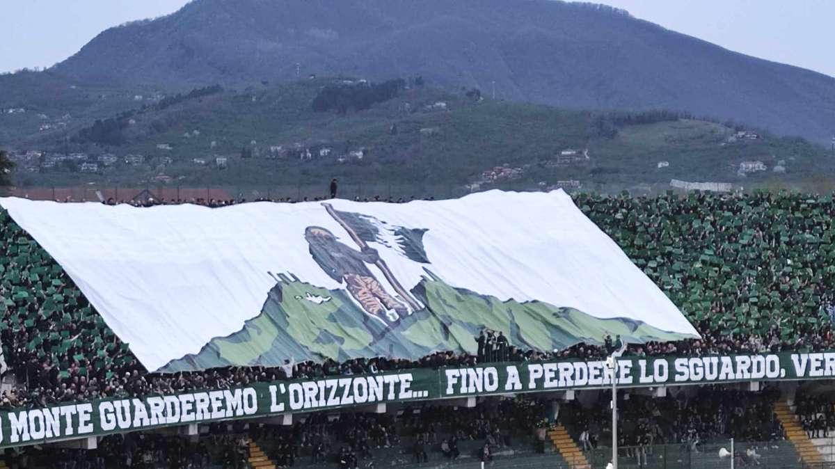 Con il Monopoli i Lupi suonano la nona (vittoria consecutiva) per il gran concerto della Serie B...