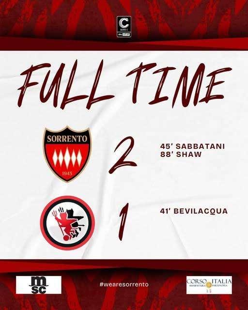 Il Sorrento supera il Foggia in rimonta per la prima vittoria in casa