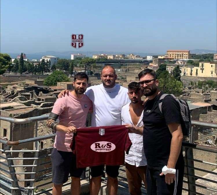 L’ASD Ercolanese:   trovato accordo con cinque calciatori, tutti di Ercolano. 