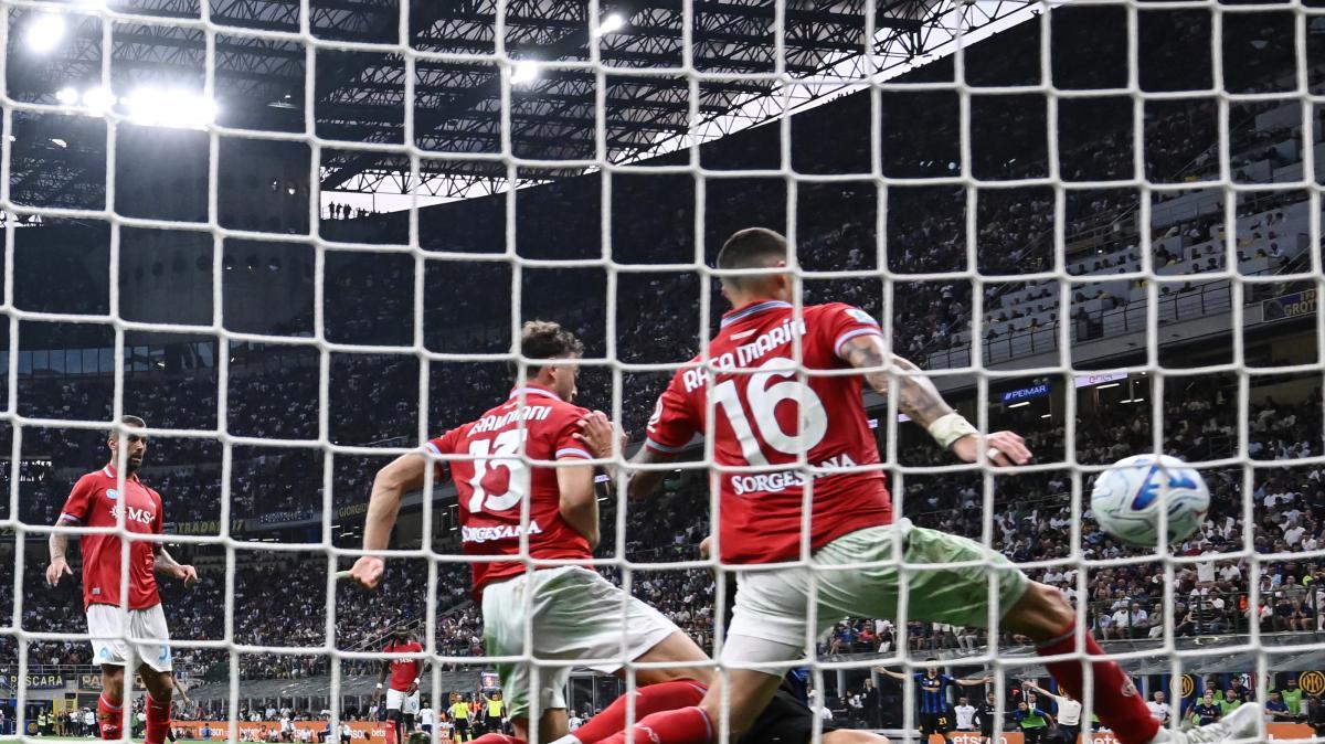 Serie A, Lautaro manda in delirio San Siro: Napoli battuto 3-2 in rimonta