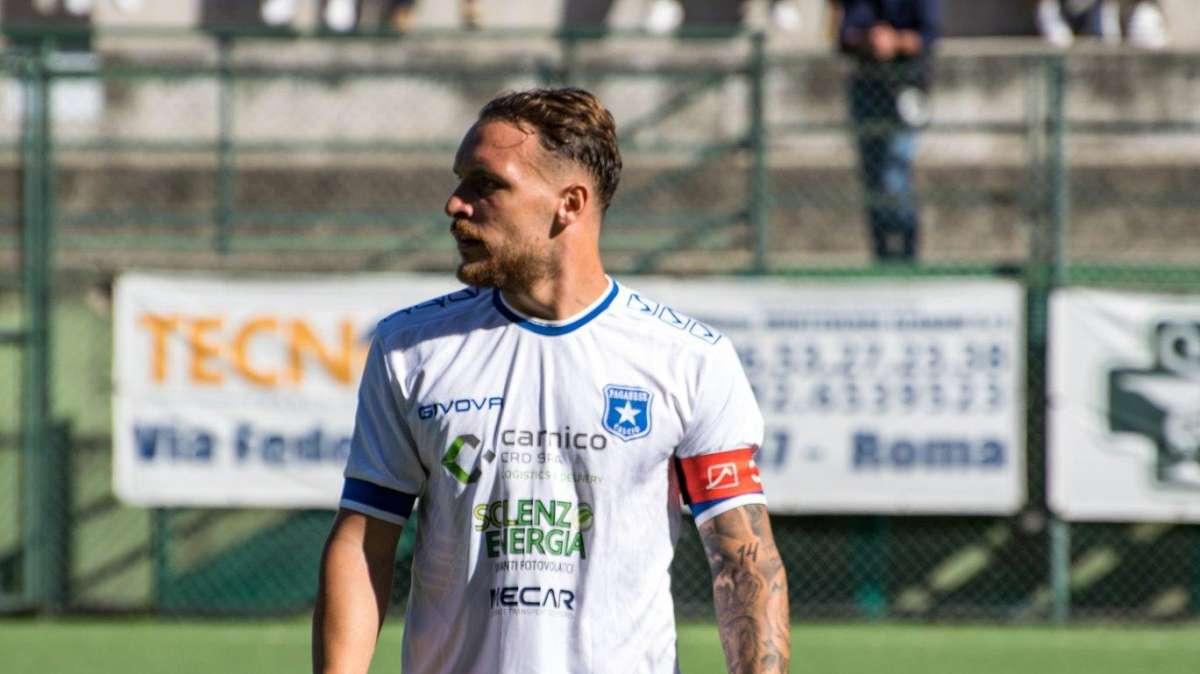 G. Esposito, autore dell'1-0