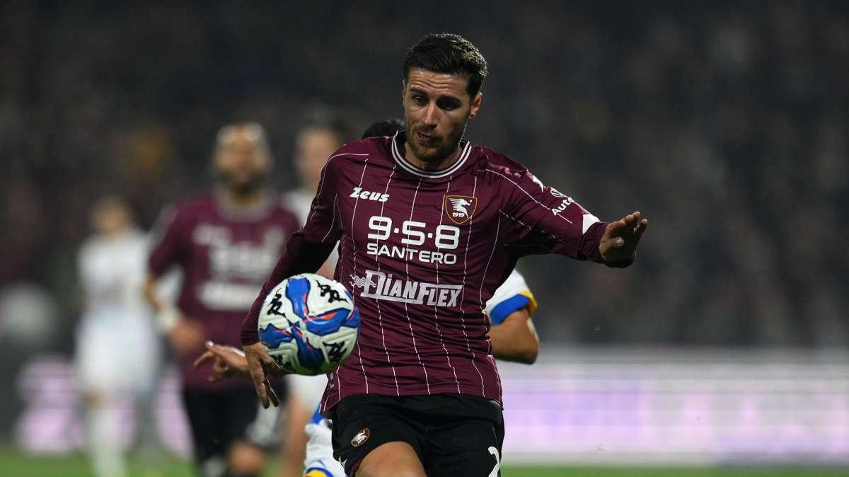 Salernitana, Ghiglione: "Con un riferimento in più in avanti siamo offensivi e pericolosi"