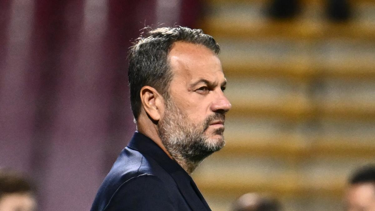 Salernitana, la contestazione non basta: Faggiano frena: «Mercato chiuso»