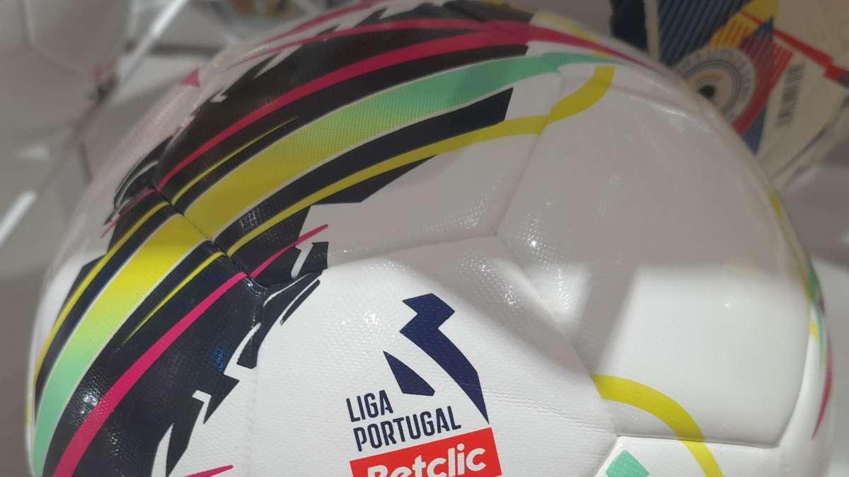 Giugliano-Catania, sorprese negli undici. Le formazioni ufficiali