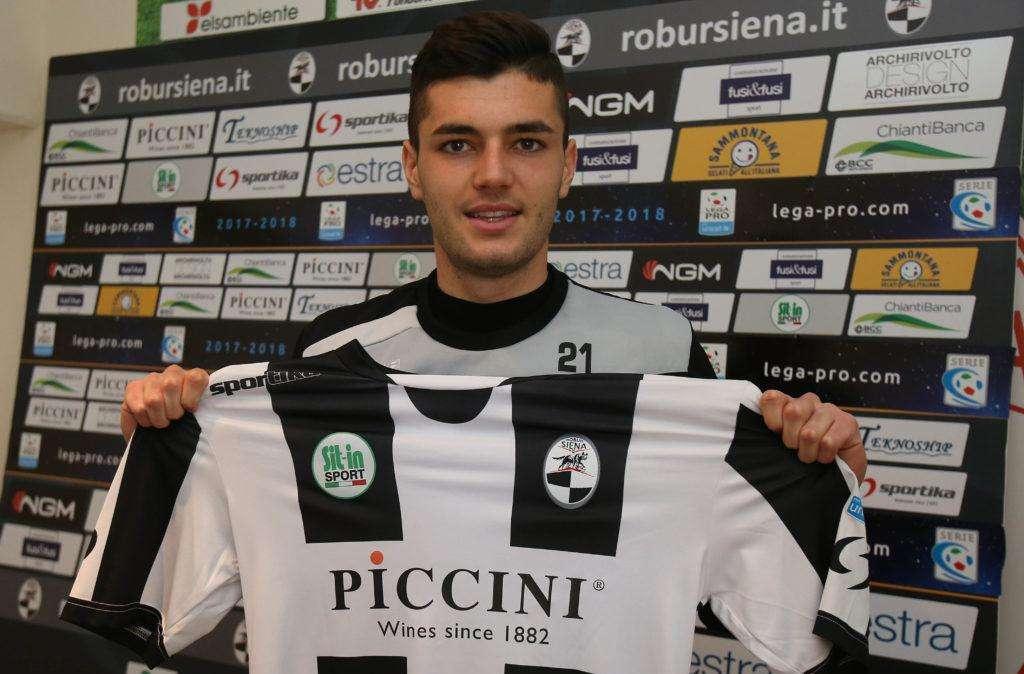 Us Avellino in corsa per Santaniello. Dossena ci siamo