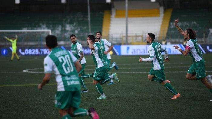 Al cospetto di una modesta V.Francavilla, Lupi ancora deludenti: da salvare solo i tre punti